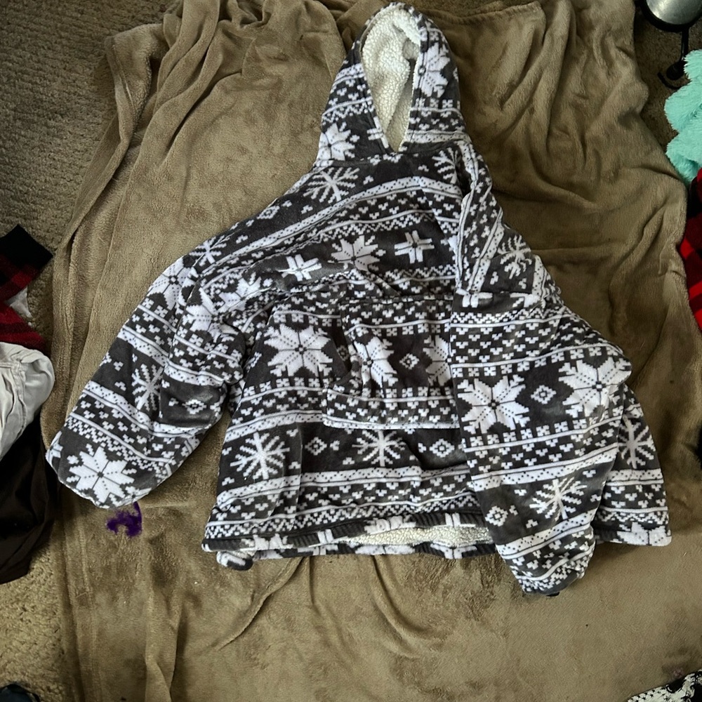 BLANKET HOODY!!!